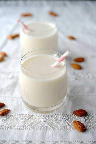Γάλα αμυγδάλου - φυτικά προϊόντα γάλακτος