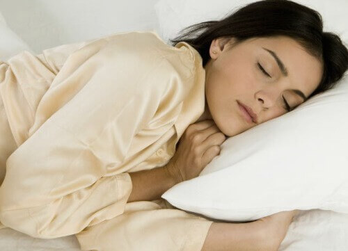 Τα οφέλη του ύπνου στην αριστερή πλευρά του σώματος