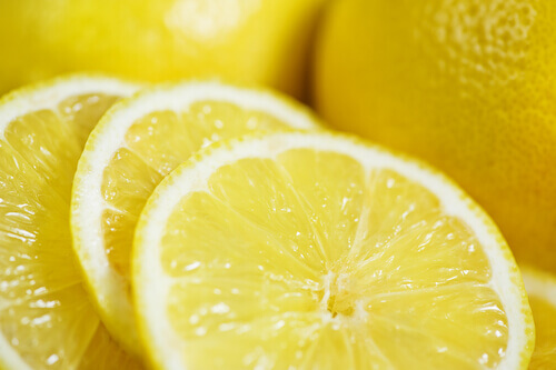 σπιτική λεμονόπιτα - λεμόνια