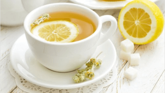 Φλούδες λεμονιού - τσαι με λεμόνι