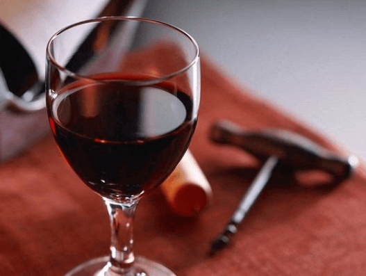 κρασι για επιβράδυνση της γήρανσης