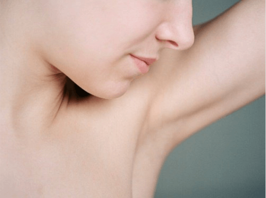 5 σπάνια σημάδια του καρκίνου του μαστού - Γυναικείος λεμφαδένας της μασχάλης