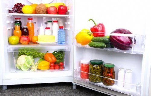 14 τροφές που πρέπει να έχετε πάντα στο ψυγείο