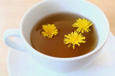 Αποτοξινώστε την κύστη - Έγχυμα πικραλίδας σε φλιτζάνι