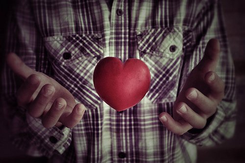 νερό με λεμόνι - καρδιά