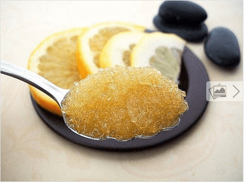 Ζάχαρη και λεμόνι σε κουτάλι