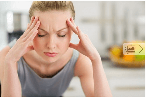 Πόνος στο σαγόνι - Γυναίκα με πονοκέφαλο