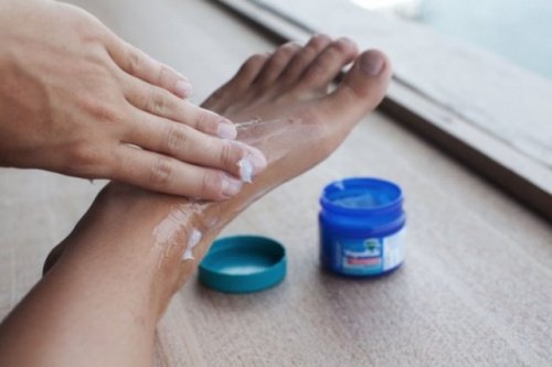 χρήσεις για το Vicks - πελματα