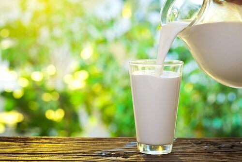 τροφές που μειώνουν το άγχος, γάλα