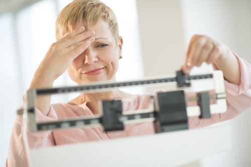 Τρόποι να ελέγξετε τις ορμόνες που προκαλούν αύξηση βάρους