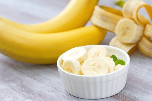 τροφές που καταπολεμούν την αρθρίτιδα: μπανάνα