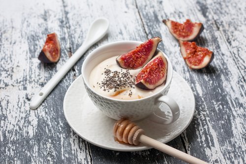 σύκα,μέλι, πόριτζ, γάλα ρυζιού, smoothies για τη δυσκοιλιότητα