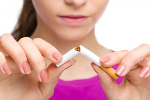 Κόψτε το κάπνισμα για να καταπολεμήσετε την οστεοπόρωση