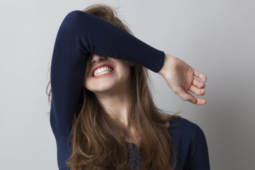 Γνωρίστε τους 6 τύπους αρνητικής ενέργειας - Γυναίκα που παραπονιέται