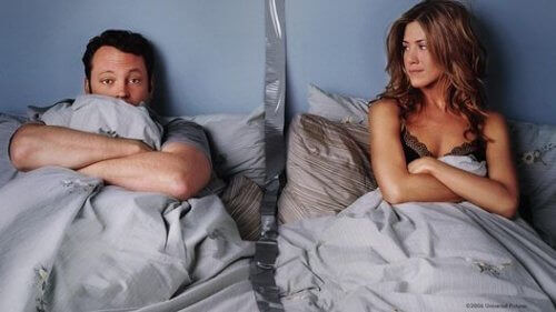 Το να κοιμάστε σε διαφορετικά δωμάτια κάνει καλό στη σχέση