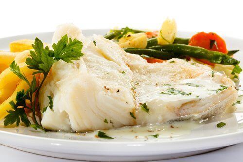 αναλογίες τροφών Βραστό ψάρι με λαχανικά