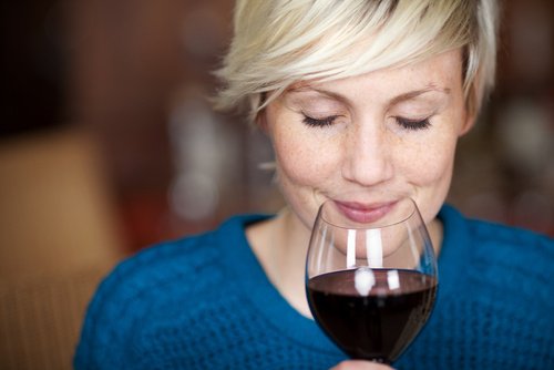 9 τροφές για να προλάβετε τη θρόμβωση και το εγκεφαλικό -  κόκκινο κρασί