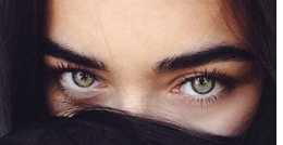 Πράσινα μάτια-χρώμα των ματιών