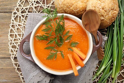 Λιποδιαλυτικές σούπες με καρότο