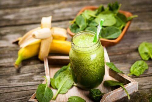 5 πράσινα smoothies - σέσκουλα μπανάνες