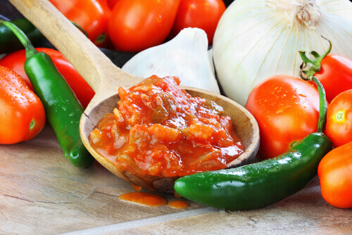 κόκκινη σάλτσα με πιπεριές, πιο γευστικά λαχανικά 