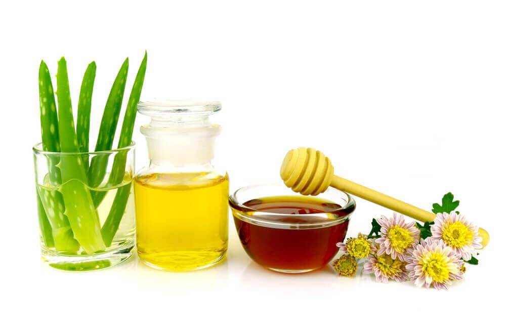Φυσικό ντεμακιγιάζ - Αλόη, λάδι και μέλι