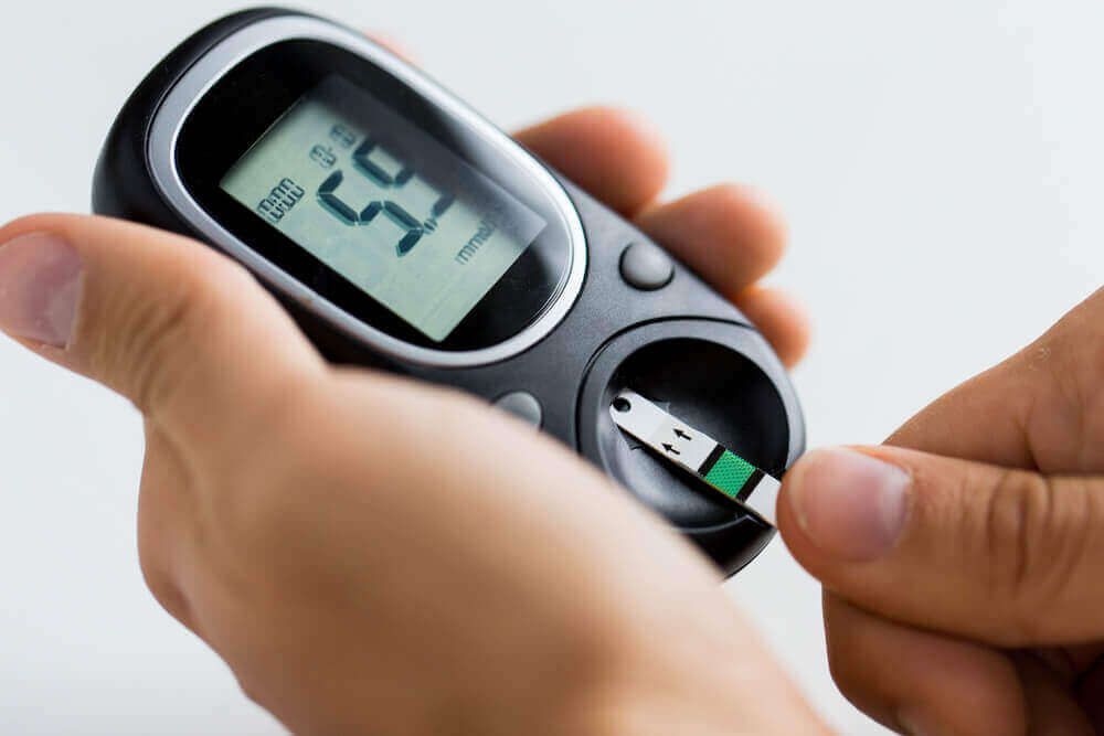 7 τρόποι να ελέγξετε τα υψηλά επίπεδα σακχάρου 7 τρόποι να ελέγξετε τα υψηλά επίπεδα σακχάρου