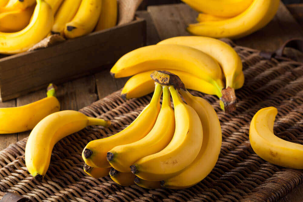 μπανάνα σε τσαμπί- Αν τρώτε δύο μπανάνες