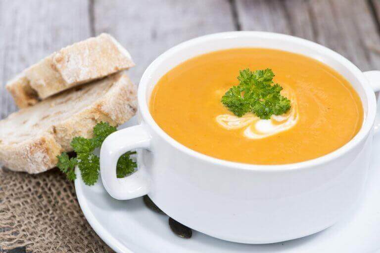 Ποια κρεμώδης σούπα λαχανικών είναι η πιο υγιεινή;