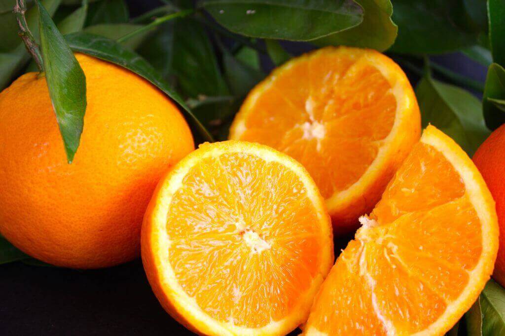 Σπιτική θεραπεία με πορτοκάλι - Πορτοκάλι κομμένο