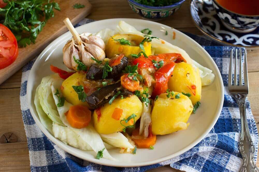 Γρήγορα δείπνα - Διάφορα λαχανικά σε πιάτο