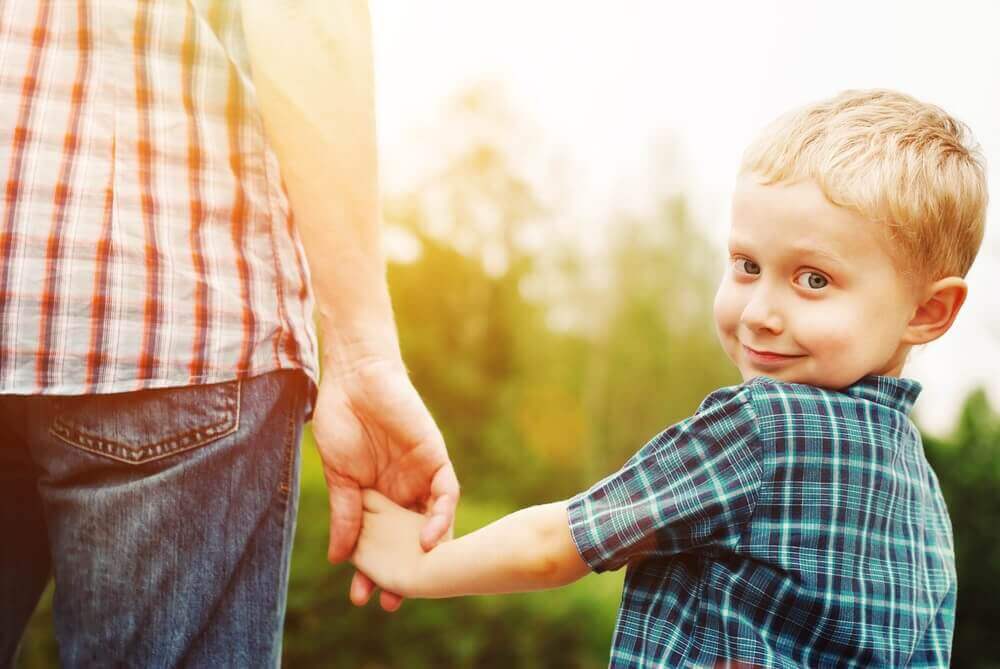 5 συμβουλές για να έχετε ένα στοργικό παιδί!