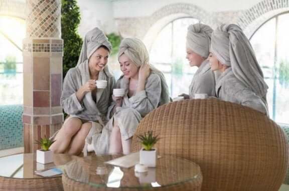 Γυναίκες σε σπα