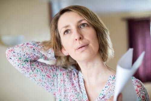 Εξάψεις στην εμμηνόπαυση: Τι πρέπει να γνωρίζετε