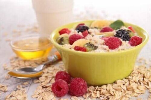 5 τρόποι να μειώσετε τη χοληστερίνη στο πρωινό σας