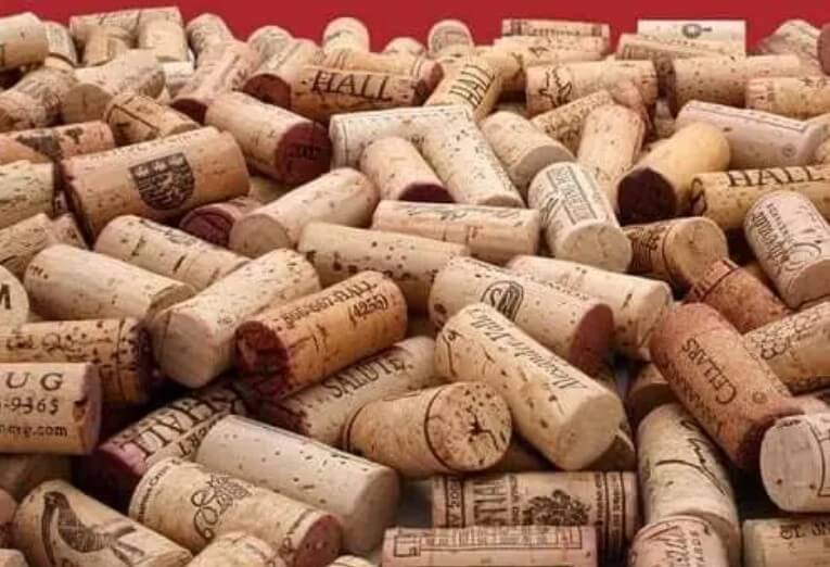 τα καλύτερα μπρελόκ για κλειδιά από φελλό