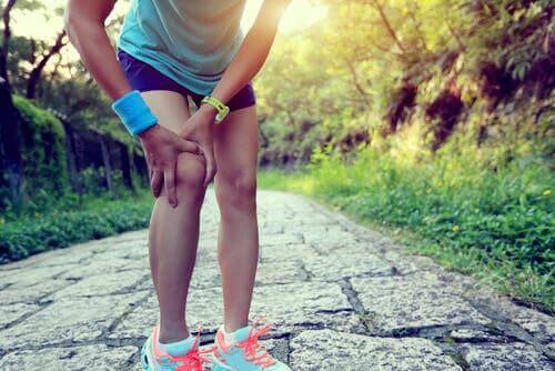 Σπιτικές θεραπείες για το γόνατο του δρομέα