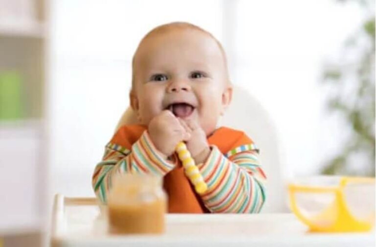 Απογαλακτισμός του μωρού: Πώς να εισάγετε το φαγητό