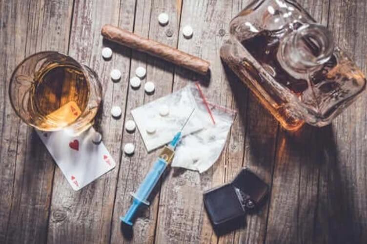 ποτά και ναρκωτικά