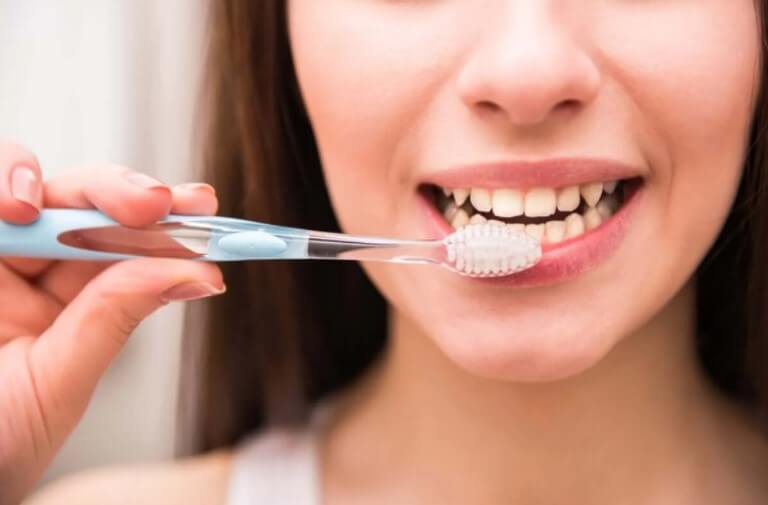 βούρτσισμα δοντιών
