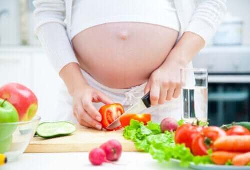 Η σπουδαιότητα που έχει η διατροφή στην εγκυμοσύνη