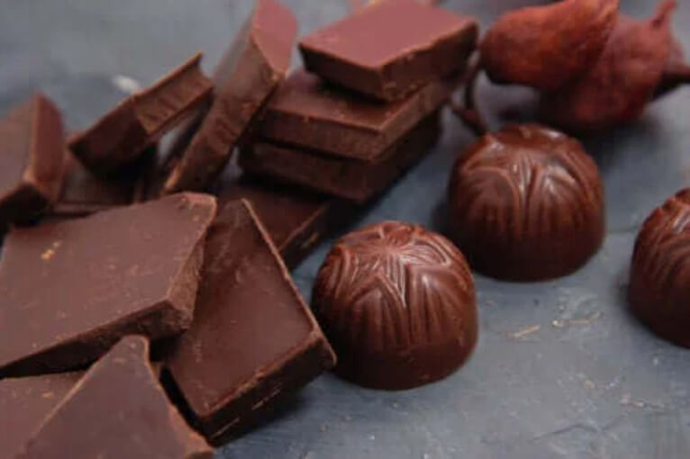 Ποια είναι η πιο υγιεινή σοκολάτα που μπορείτε να φάτε;
