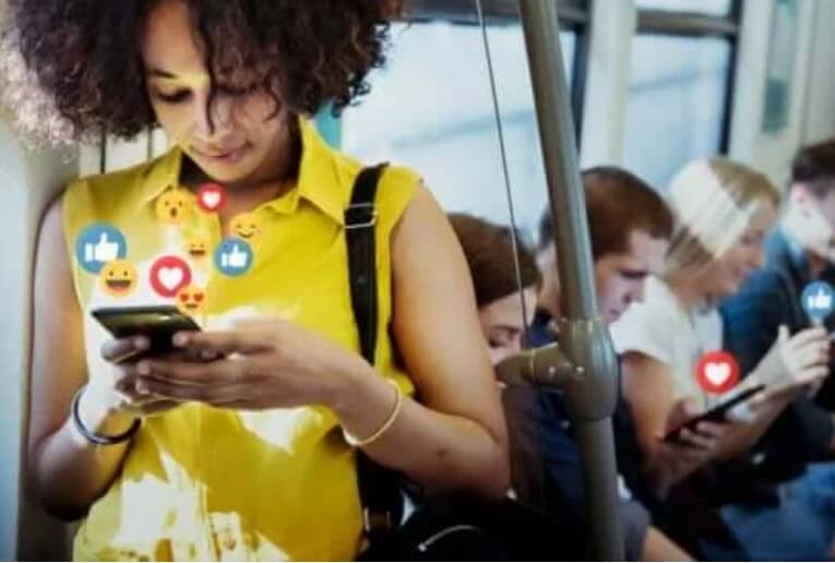 Social Media: Τα πλεονεκτήματα και μειονεκτήματα