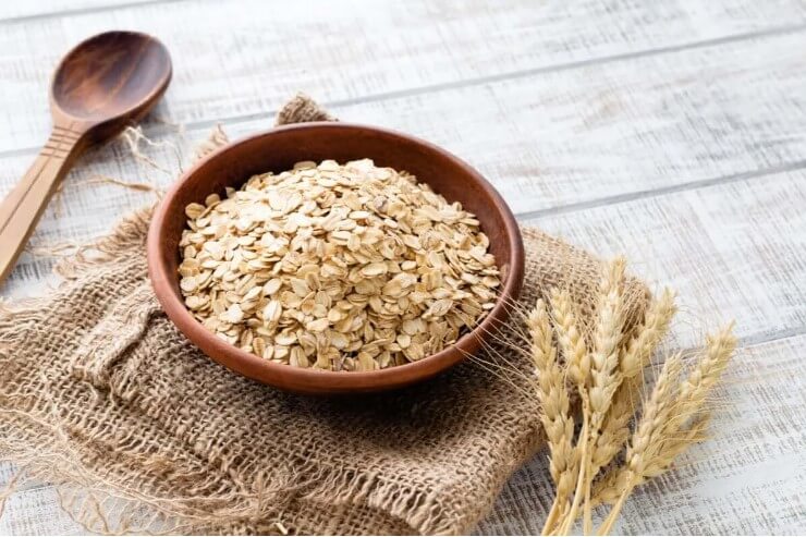 βρώμη σε μπολ