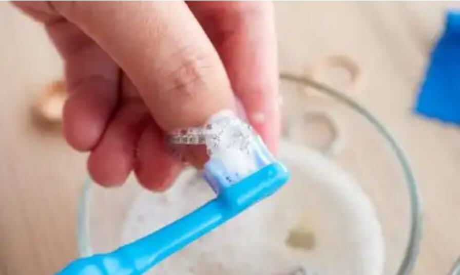 καθάρισμα οδοντόβουρτσας