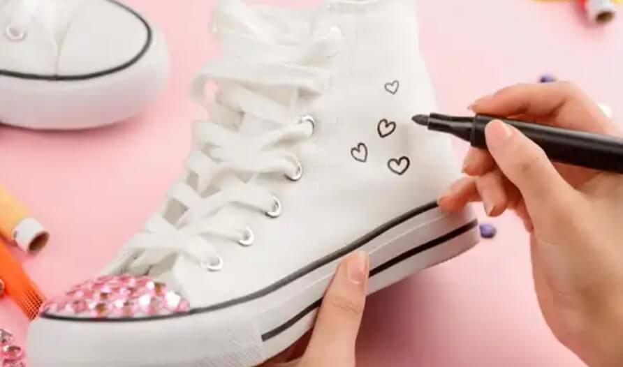 σχέδια σε παπούτσια