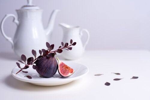 Τσάι από φύλλα συκιάς: Οφέλη και πώς να το παρασκευάσετε