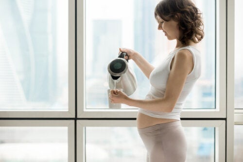 Συνιστάται η κατανάλωση κανέλας κατά την εγκυμοσύνη;