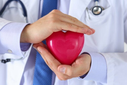Τι είναι ο έκτοπος καρδιακός παλμός και τι τον προκαλεί;
