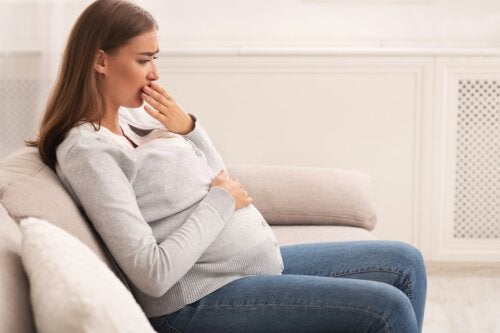 Ξηροστομία κατά την εγκυμοσύνη: Αιτίες και θεραπείες
